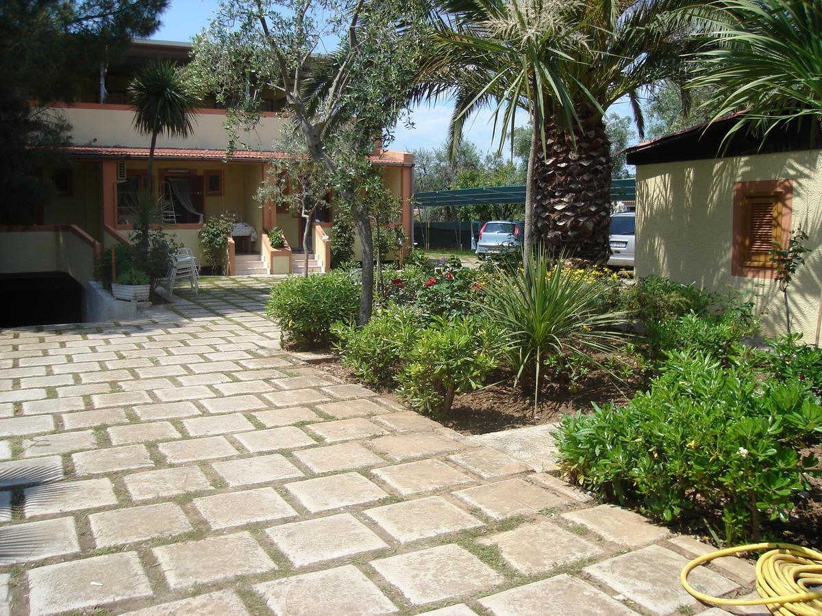 Residence Giardino 维耶斯泰 外观 照片